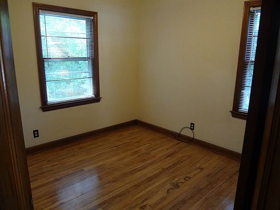 5th image of 1605 Suncrist St