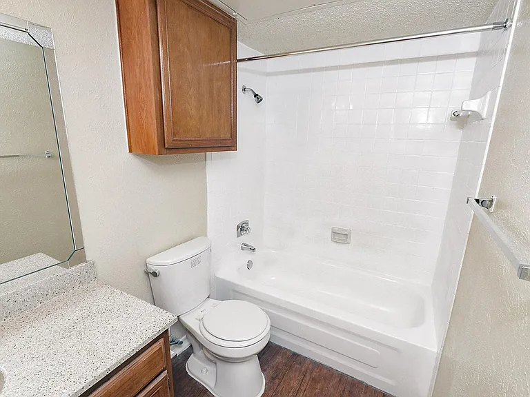 2730 Oak Tree Dr — Photo 12