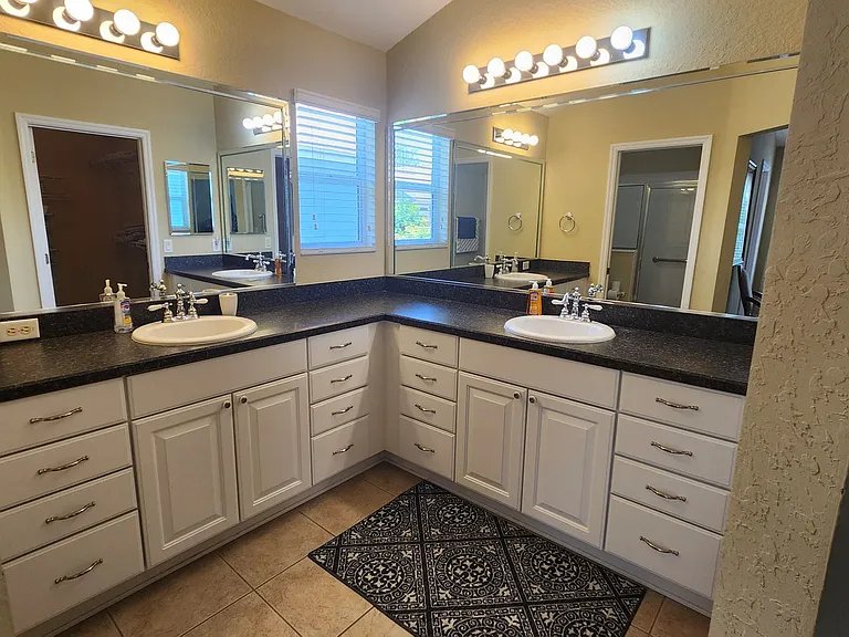 1426 Forest Acres Dr — Photo 21