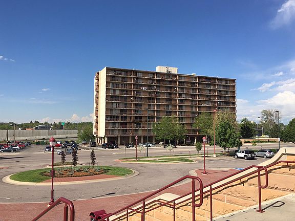 University Park Tower CONDOMINIUMS
