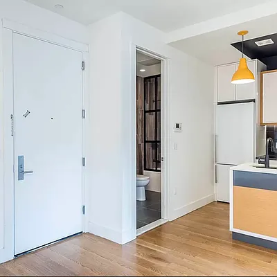 Rented by Space Link Realty | media 13