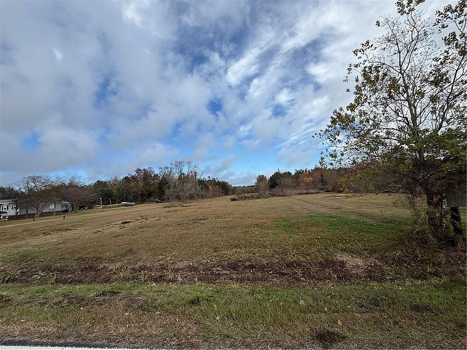 1st image of Bayou Rd