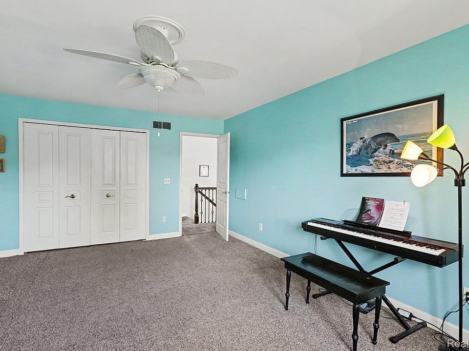 40540 Emerald Ln E, photo 17