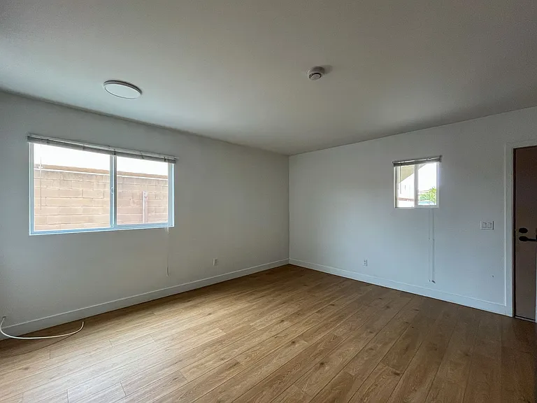 1034 Magnolia Ave — Photo 18