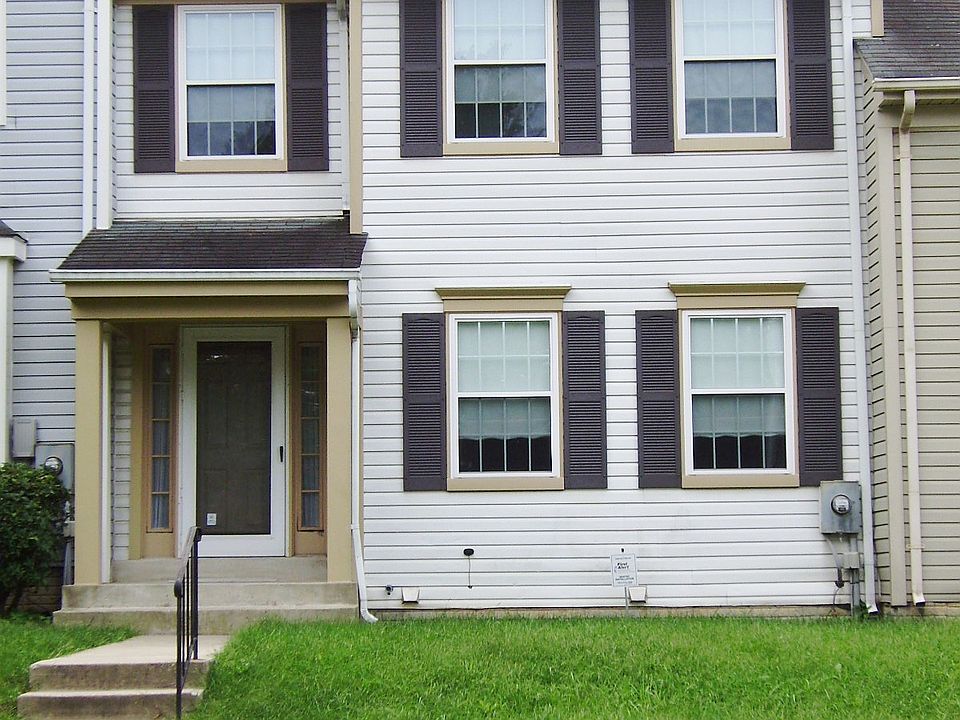 Exterior, Front