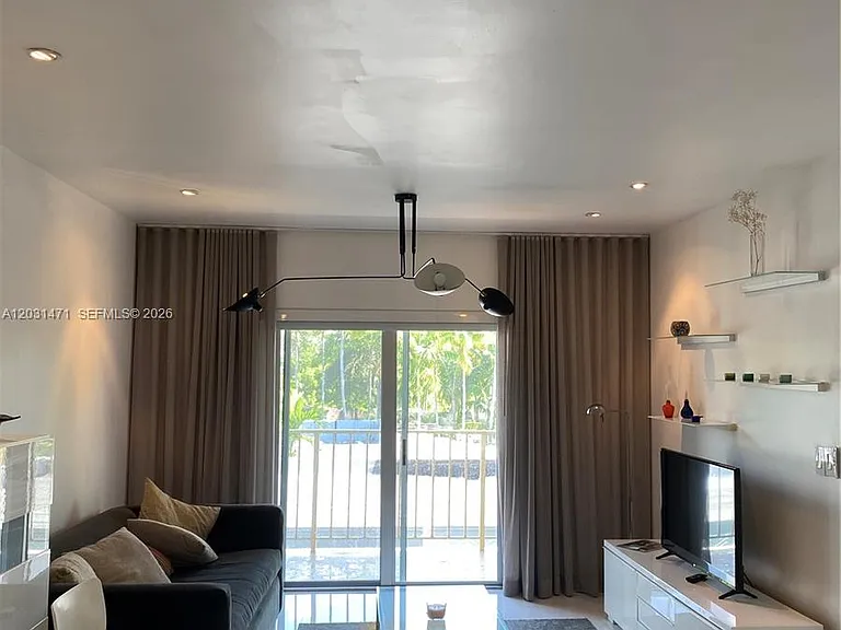 1540 Meridian Ave #4K — Photo 18