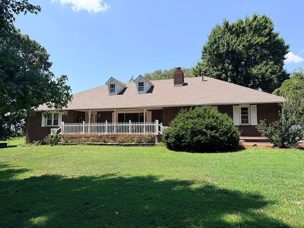 20509 Farm Road 1110 - Property Image
