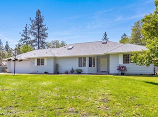 190 Spring Oak Way, Merlin, OR 97532