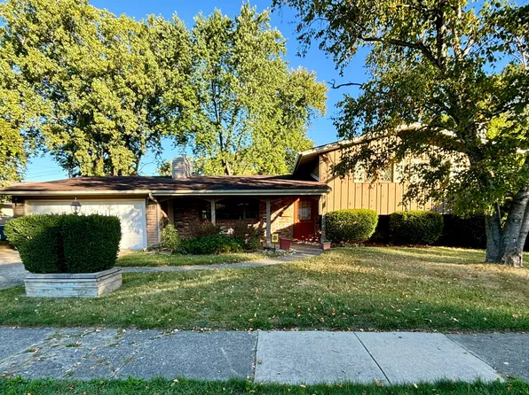 1818 Rockcreek Ln, Flint, MI 48507