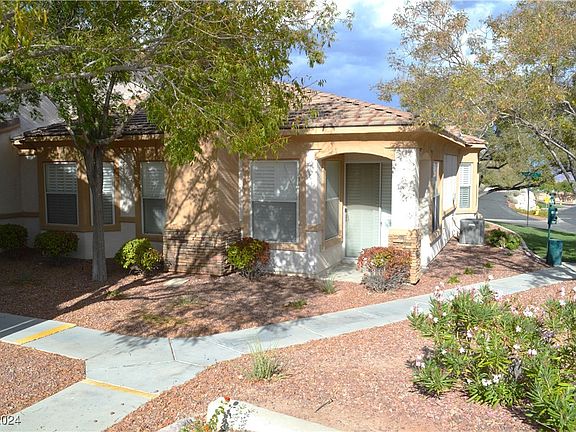 4th image of 214 Big Horn Dr Unit 1