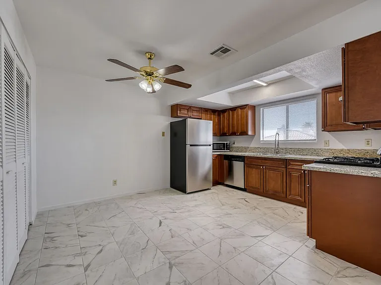 6713 W Charleston Blvd #4 — Photo 4