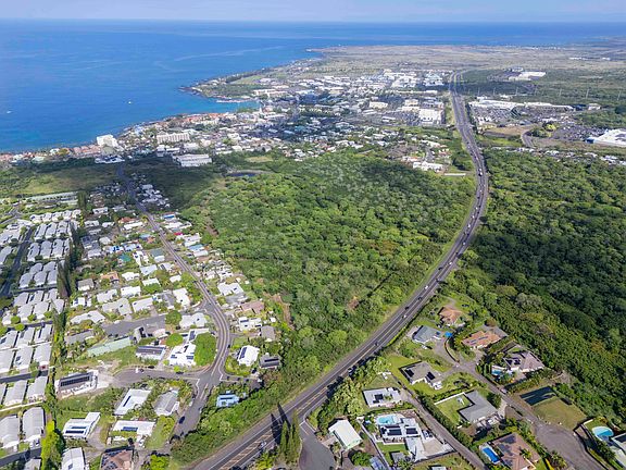 4th image of 75-5726 Queen Kaahumanu Hwy
