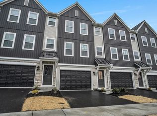 24 Morgan Cir, Carlisle, PA 17013