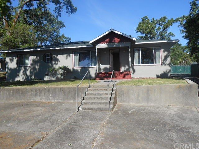 1st image of 3425 Lakeshore Blvd