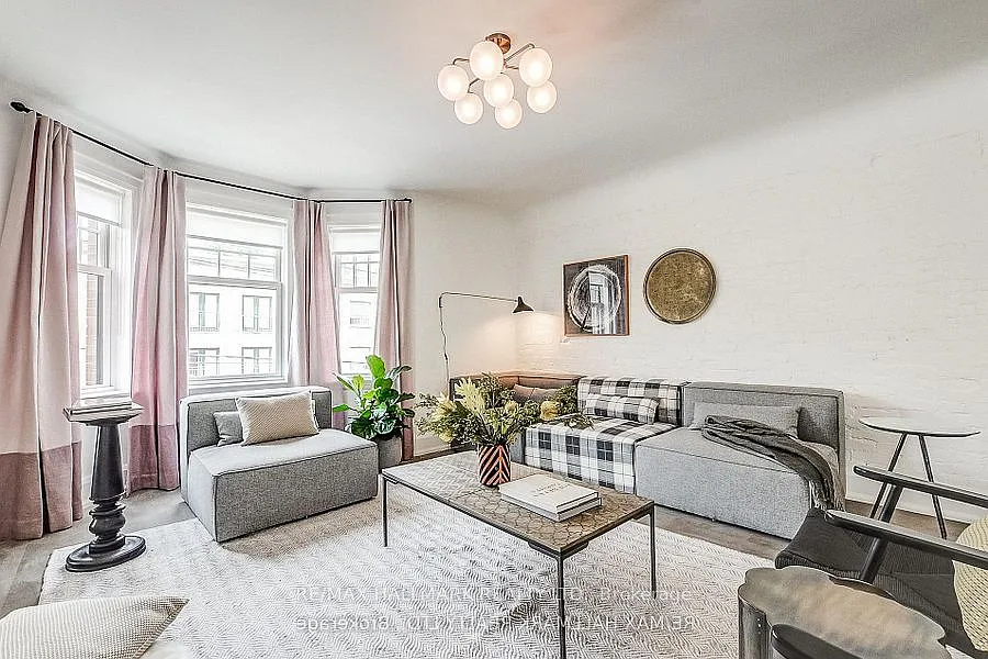 3 bed, $4,995 — Photo 2