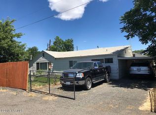 2012 W J St, Yakima, WA 98902