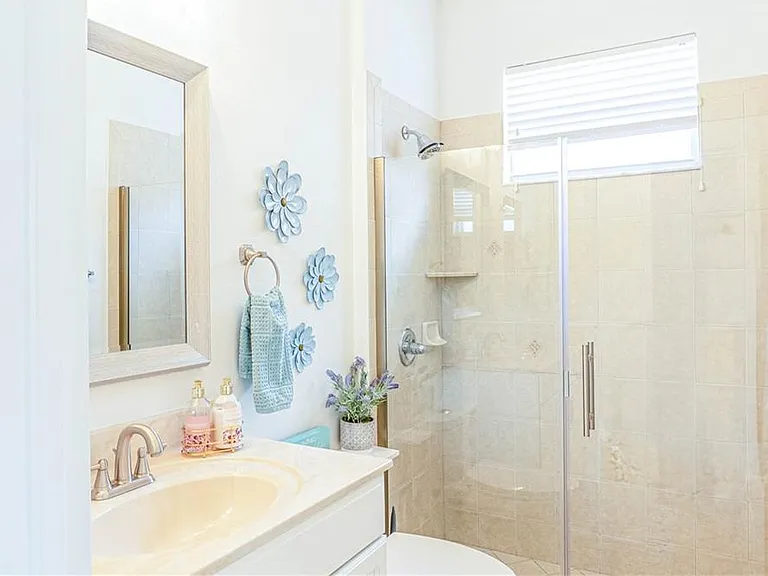14059 Mirror Ct — Photo 13