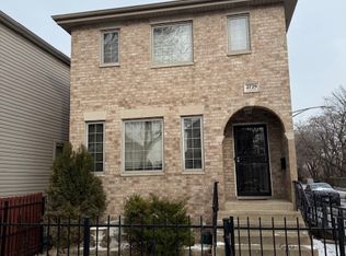 2729 S Crowell St, Chicago, IL 60608