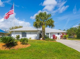 191 Day Dr, Sebastian, FL 32958