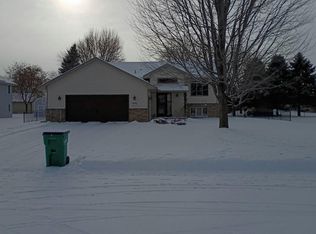 11353 54 1/2 St NE, Albertville, MN 55301