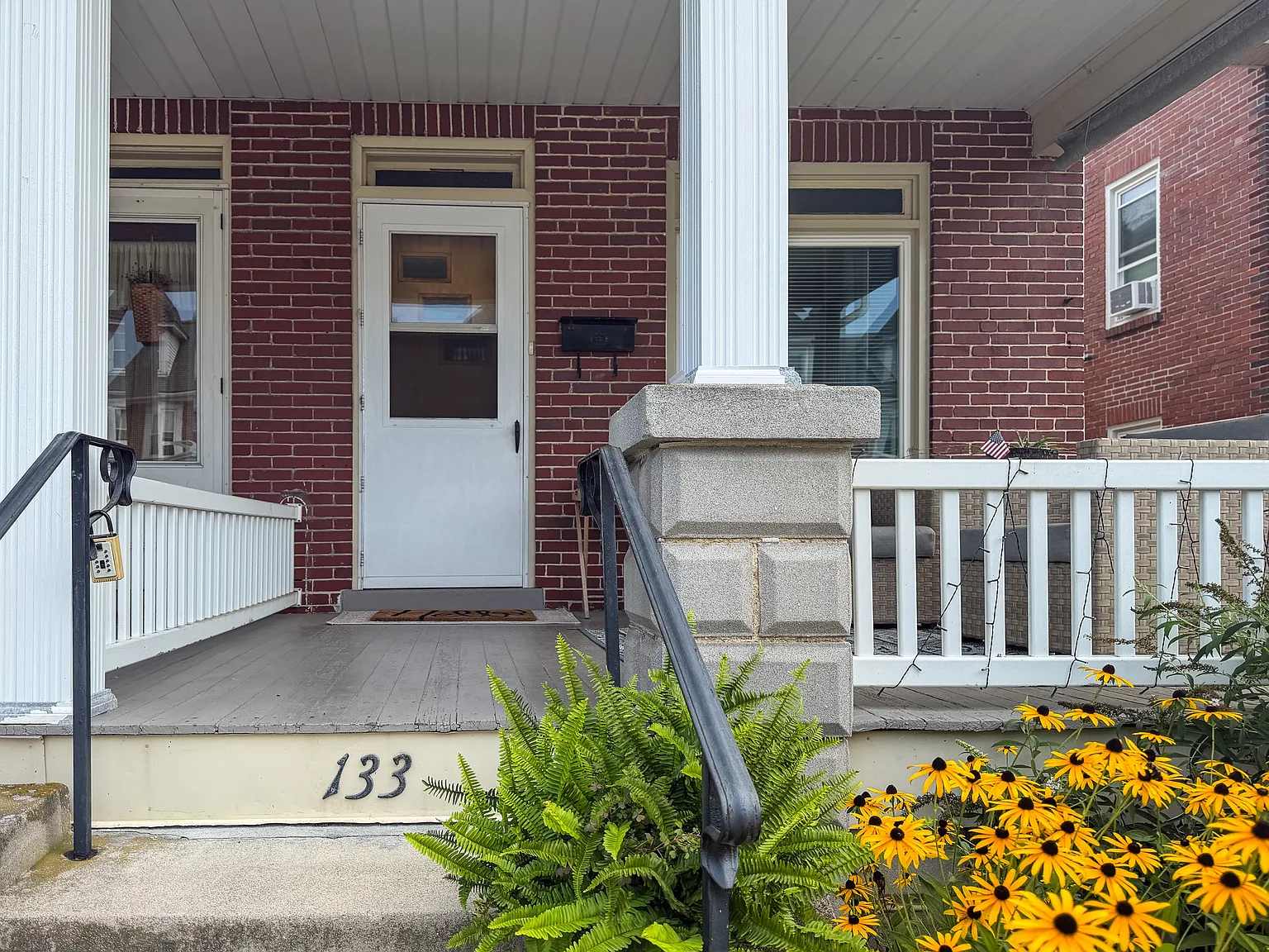 3 bed, 1190 sqft, $1,550 — Photo 3