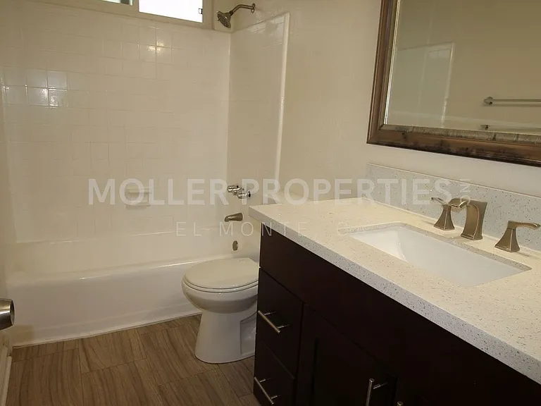 Third St Alhambra 1625 — Photo 8