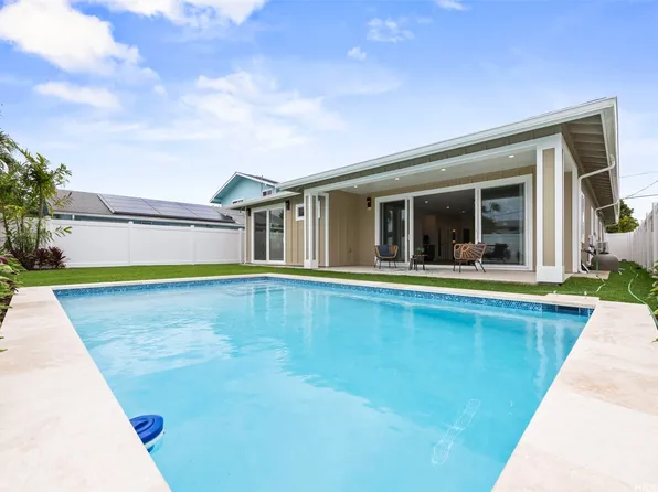 240 Kalama St, Kailua, HI 96734