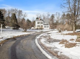 8 Wryan Rd, Derry, NH 03038