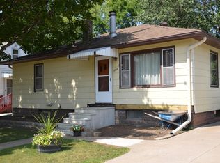 2915 Fairchild St E, La Crosse, WI 54601