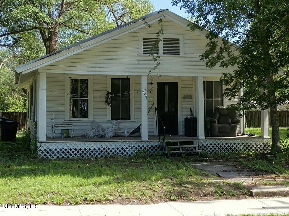 2nd image of 722 MADISON Street