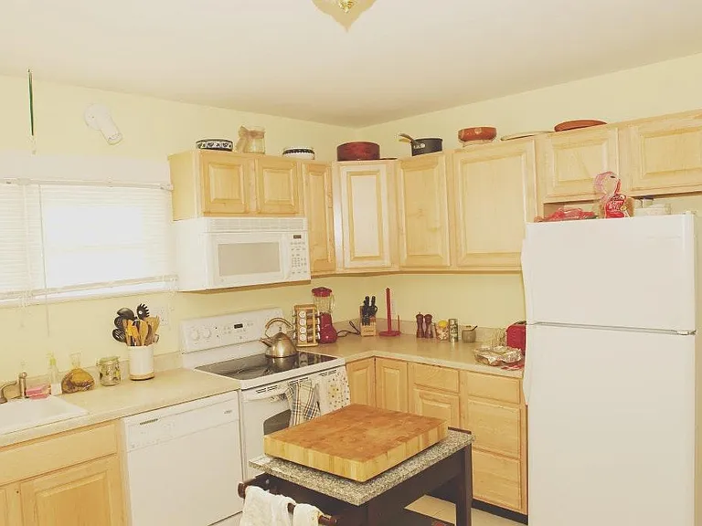 9 Frazer Ave — Photo 14