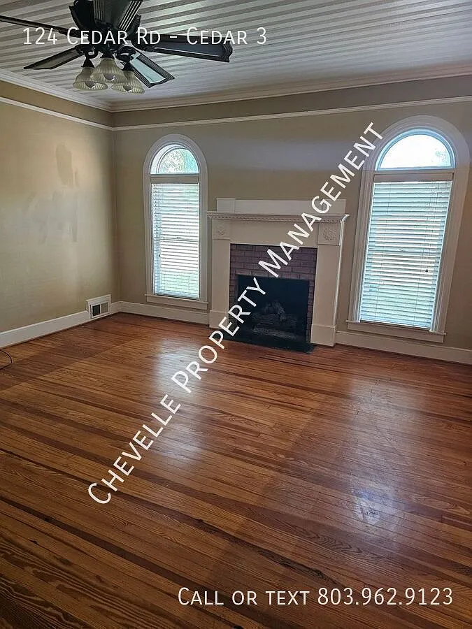 124 Cedar Rd — Photo 2