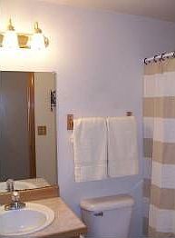 3rd image of 6802 SE Moscato Ct