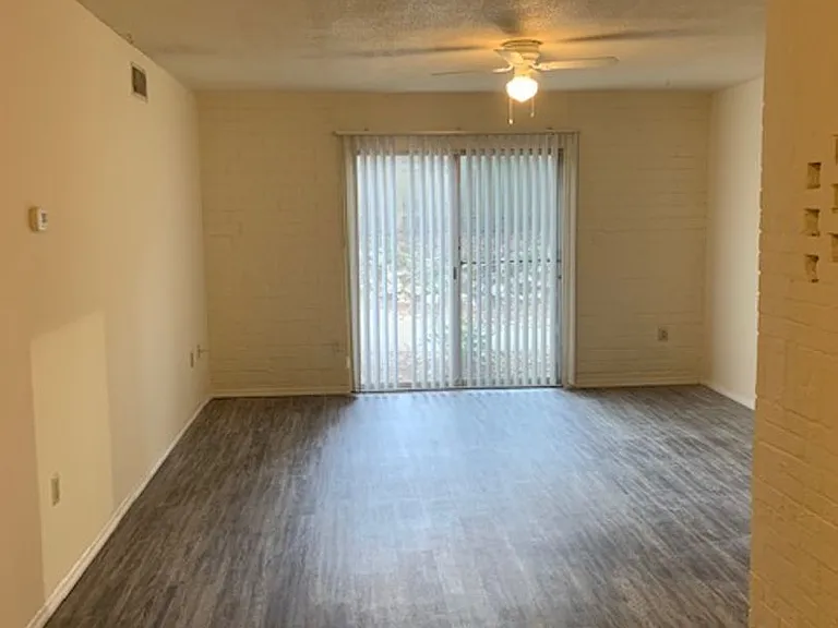 1700 SW 16th Ct #P02 — Photo 5