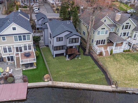 2nd image of 43 E Shore Rd
