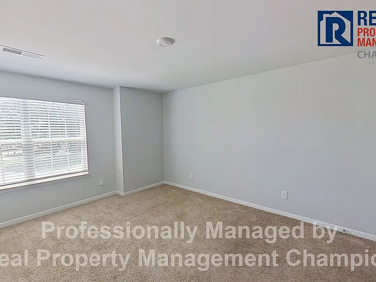 433 Ginger Dr — Photo 17