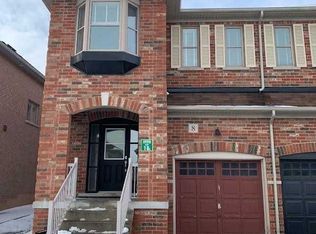 8 Tustin Rd, Brampton, ON L6P3K9