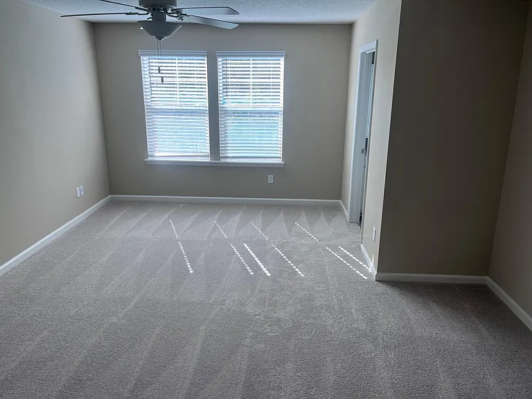 490 Boracay Cir — Photo 26