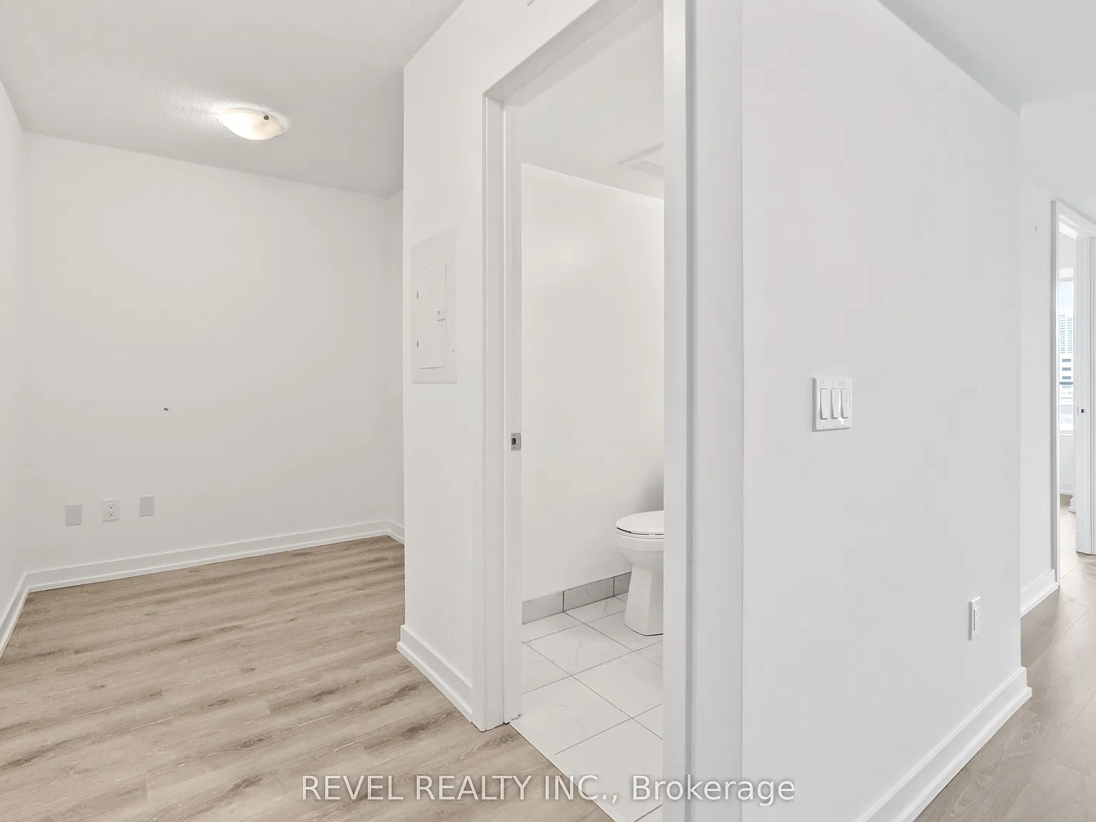2 bed, $2,300 — Photo 4