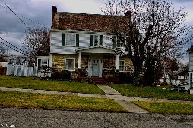 1st image of 106 S Paul St
