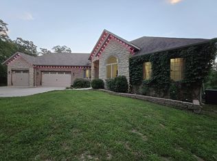 832 E Misty Ln, Pleasant Hope, MO 65725
