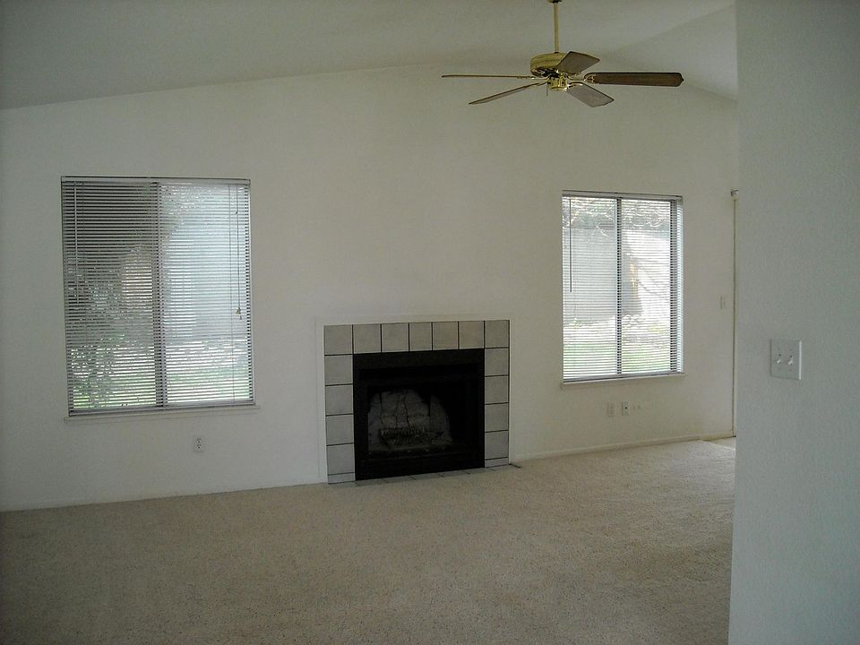 2nd image of 236 Porter Ct