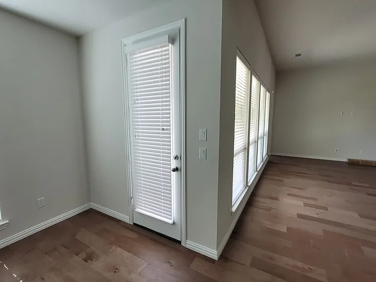1705 Snapdragon Ct — Photo 52