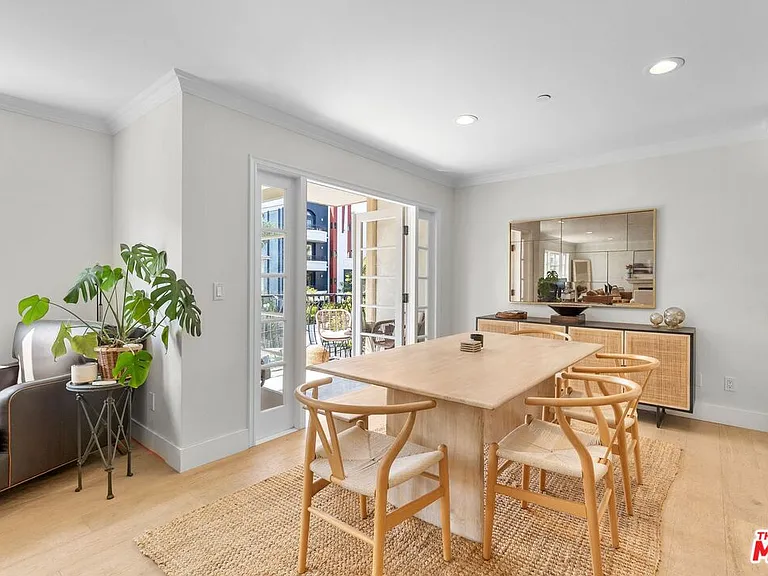 11842 Darlington Ave #201 — Photo 5