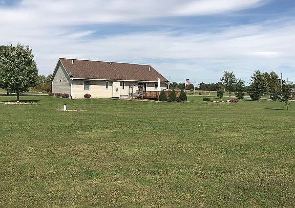 5th image of 597 County Road 2600 N
