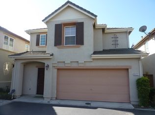 8423 Oliva Rd, Roseville, CA 95678