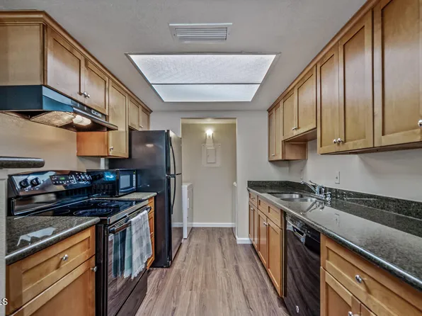 4608 W Maryland Avenue #208, Glendale, AZ 85301