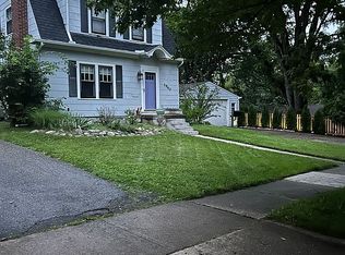 1940 Jackson Pl, Ann Arbor, MI 48103