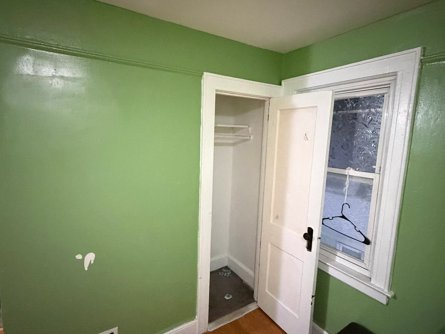 1 bed, 1000 sqft, $2,350 — Photo 2