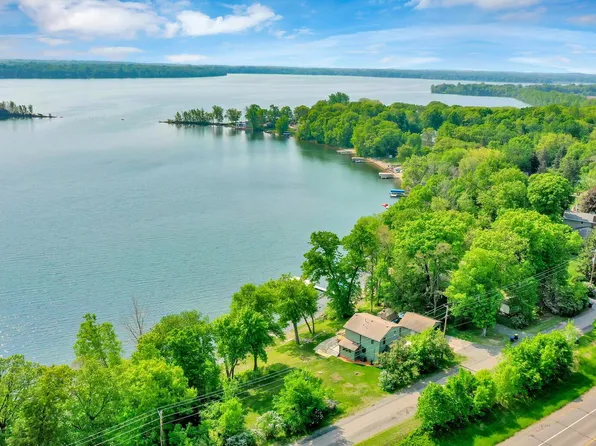 28605 Johnson Ln, Chisago City, MN 55013